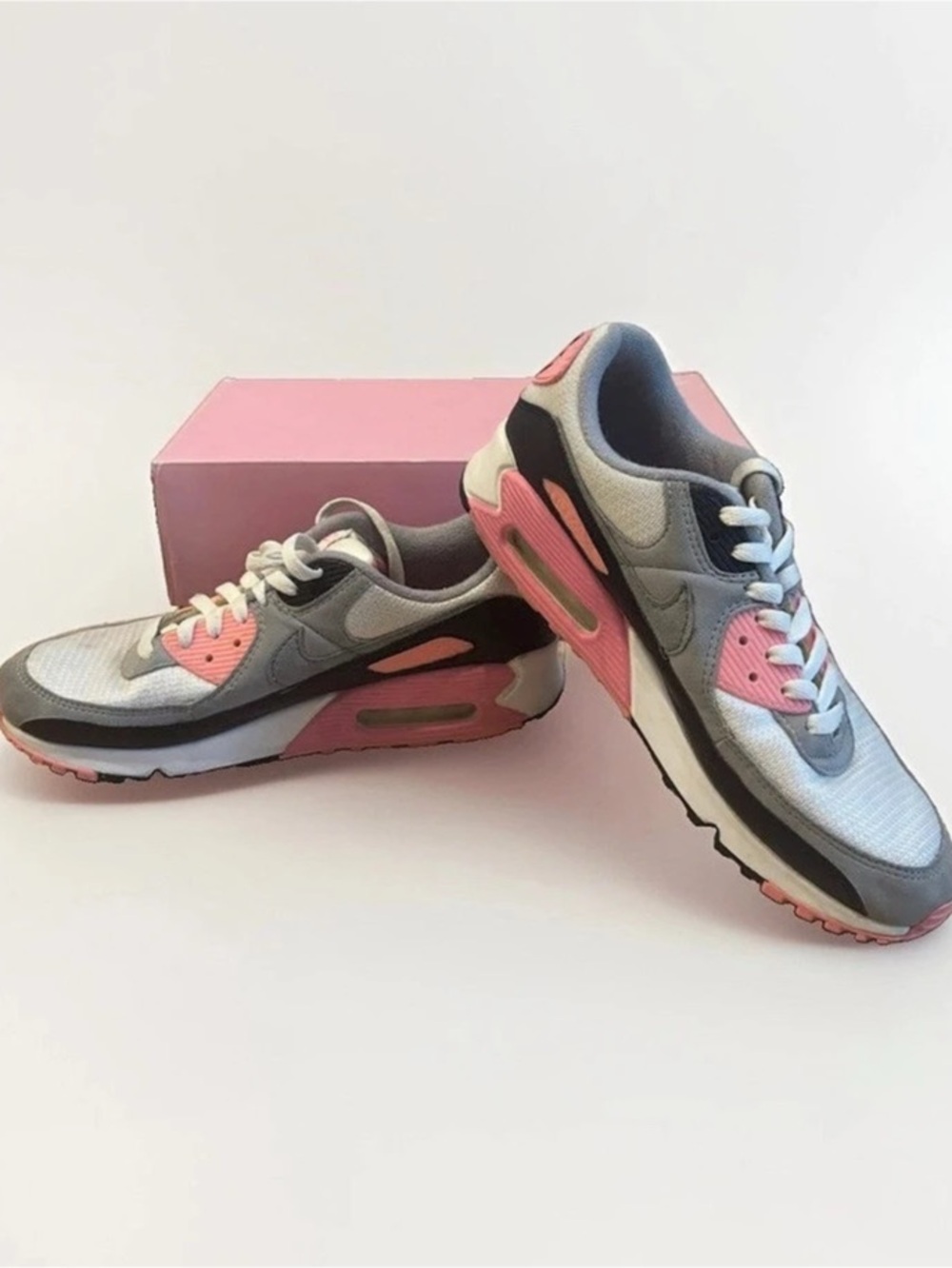 Nike Air Max 90 Women's Sneakers Gray & Pink US 9.5